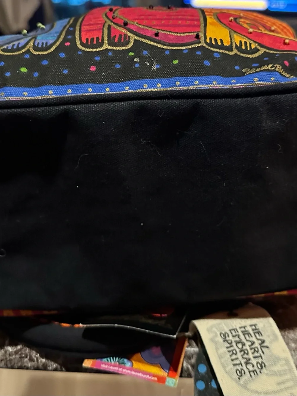 Laurel Burch : Cat Pendant Zipper Pull on Black Fabric